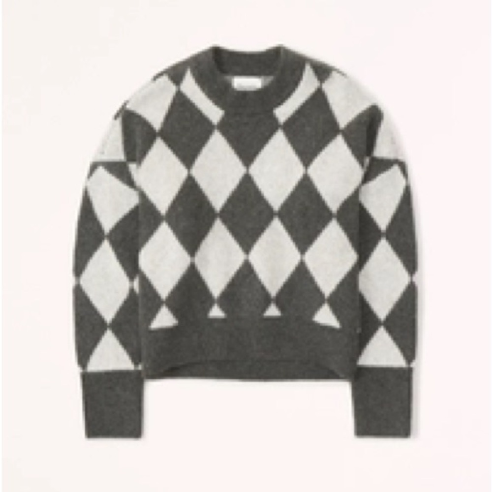 Abercrombie & Fitch Black and White Argyle Sweater